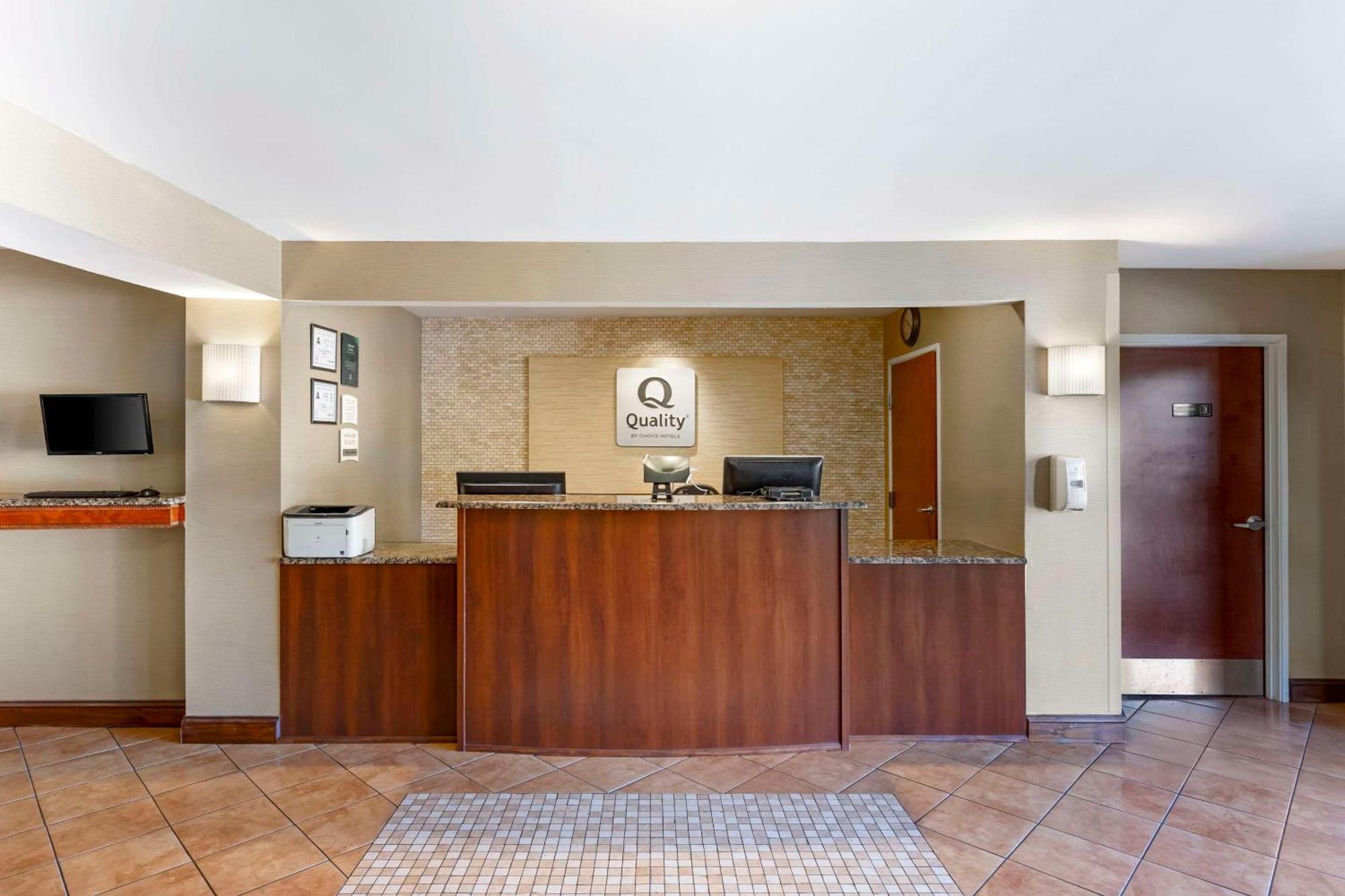 Quality Inn Raleigh Downtown Esterno foto